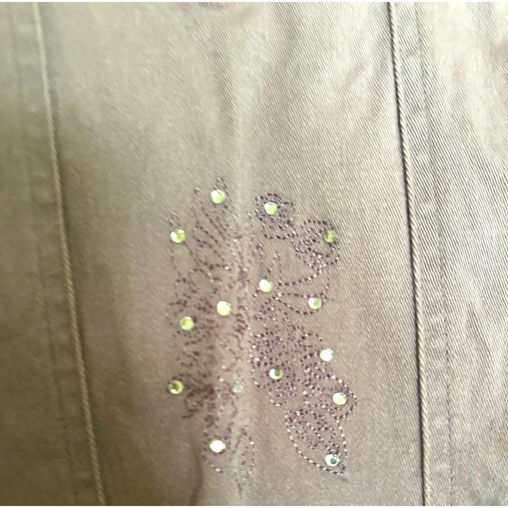 April Cornell jean's jacket in light dusty n mauve
Size L
EUC